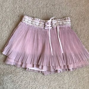 NWOT Pleated mauve mini skirt